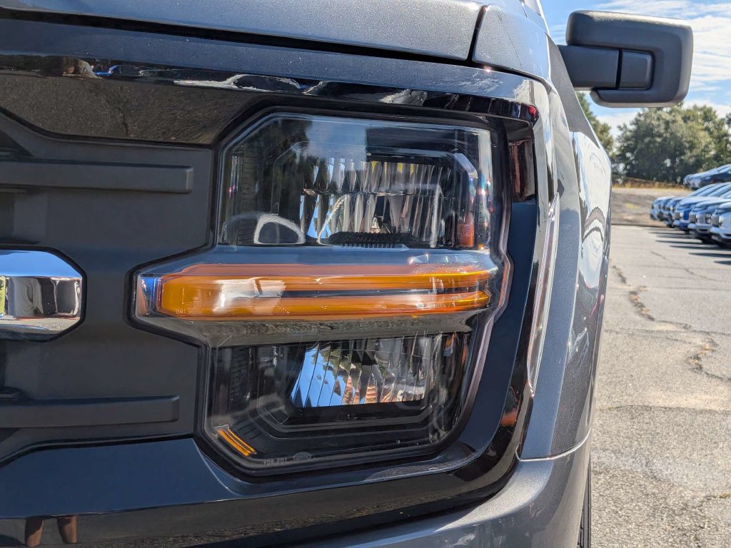 Used 2025 Ford F150 XLT w/ Equipment Group 301A Standard RWD image 9