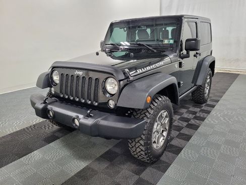 Used 2015 Jeep Wrangler Rubicon w/ Power Convenience Group AWD/4WD image 15