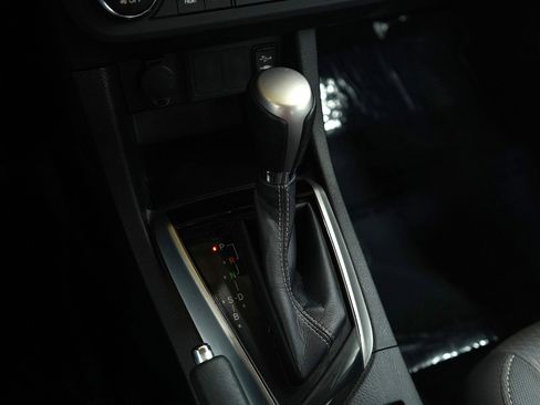 Used 2015 Toyota Corolla LE image 21