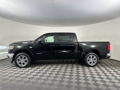 New 2026 RAM 1500 4x4 Crew Cab image 3