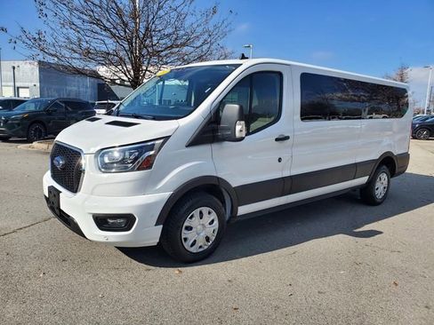 Used 2023 Ford Transit 350 XLT image 7