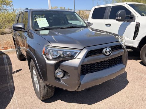 Used 2019 Toyota 4Runner SR5 RWD image 3