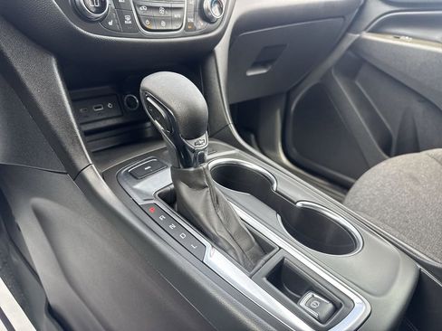 Used 2024 Chevrolet Equinox LT w/ LPO, Floor Liner Package AWD/4WD image 20