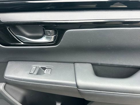 Certified 2025 Honda CR-V EX-L image 19