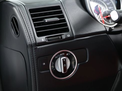 Used 2017 Mercedes-Benz G 63 AMG 4MATIC image 21