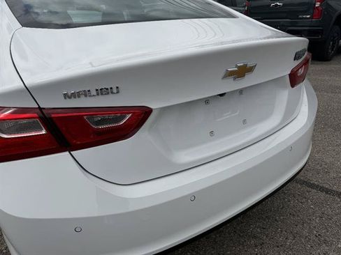 Used 2024 Chevrolet Malibu LT FWD image 19