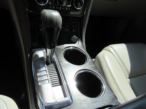 Used 2015 Buick Enclave Premium w/ Trailering Package AWD/4WD image 28