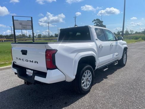 New 2026 Toyota Tacoma SR5 AWD/4WD image 7