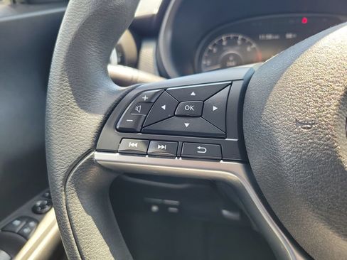 Used 2023 Nissan Kicks SV FWD image 20
