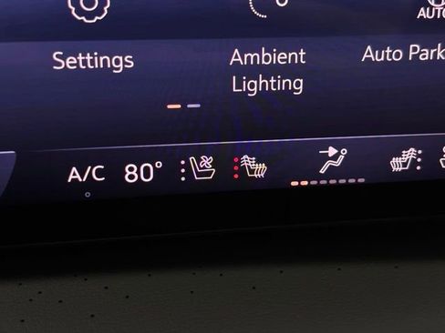 New 2026 Buick Enclave Avenir image 7