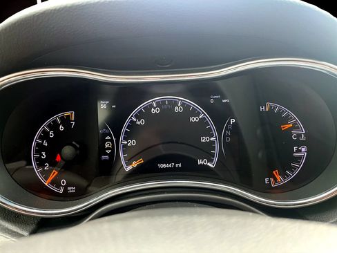 Used 2018 Jeep Grand Cherokee Limited AWD/4WD image 19