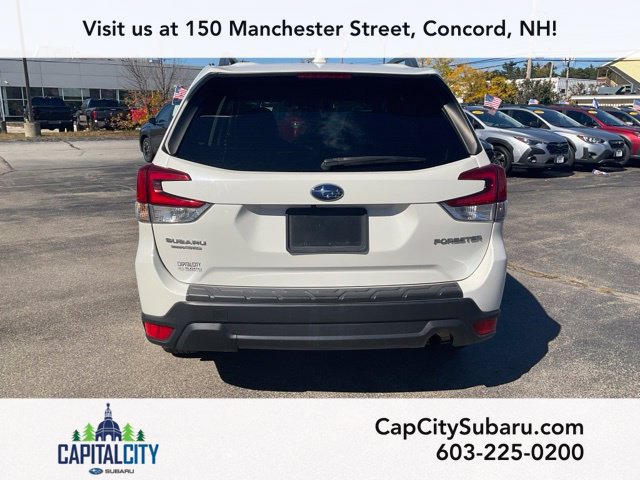 Used 2020 Subaru Forester Premium AWD/4WD image 6