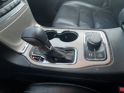 Used 2017 Jeep Grand Cherokee Overland image 28