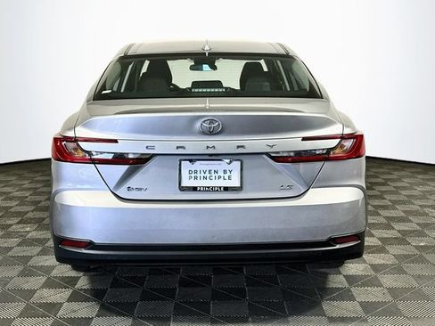 Used 2025 Toyota Camry LE FWD image 7