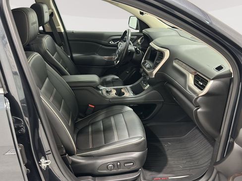 Used 2021 GMC Acadia Denali w/ Denali Ultimate Package AWD/4WD image 28