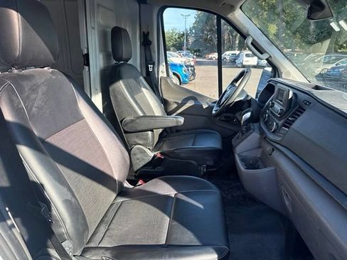 Used 2023 Ford Transit 250 148 High Roof AWD image 13