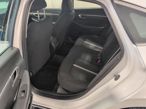 Used 2025 Hyundai Sonata SEL FWD image 17