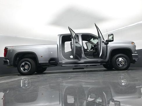 Used 2025 Chevrolet Silverado 3500 LT w/ All Star Edition AWD/4WD image 75