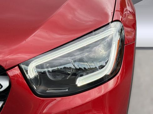 Used 2022 Mercedes-Benz GLC 300 image 11