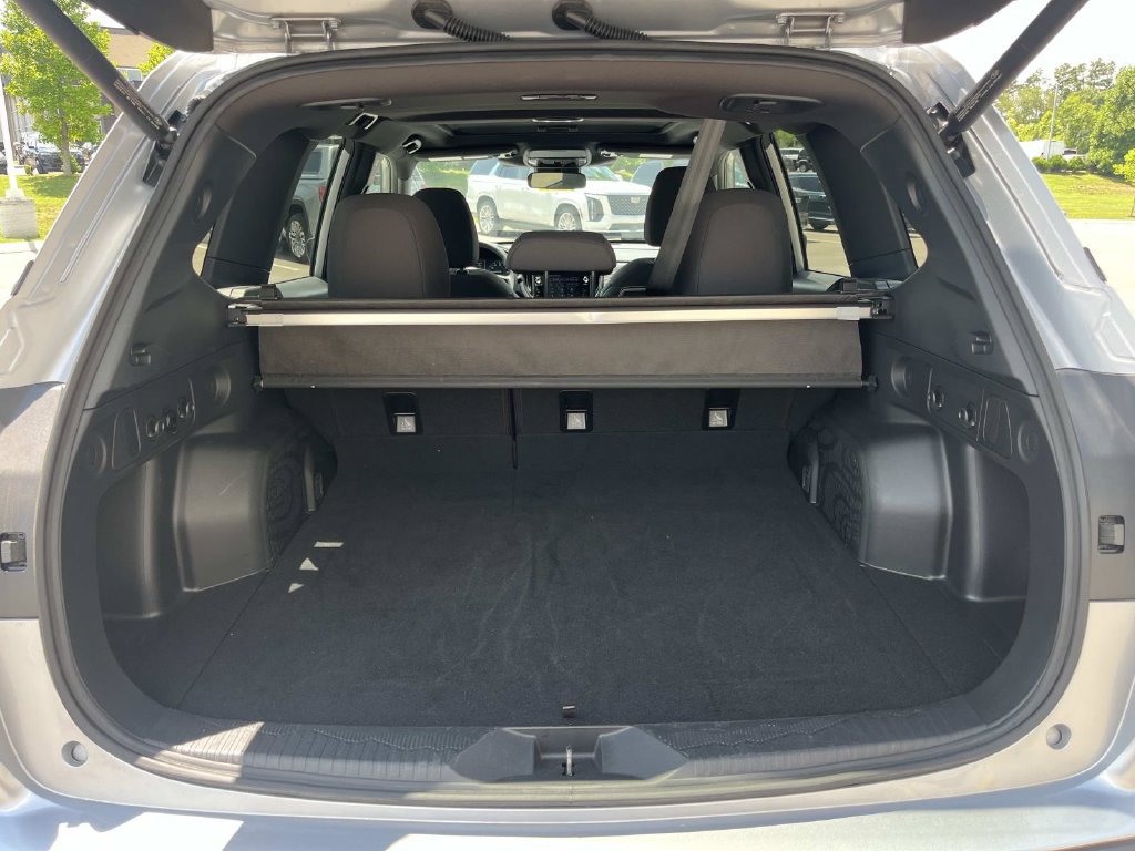 Used 2025 Subaru Forester Premium AWD/4WD image 11