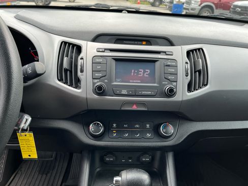 Used 2015 Kia Sportage LX FWD image 17