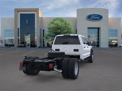 New 2026 Ford F550 4x4 Crew Cab image 8
