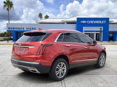 Used 2021 Cadillac XT5 Premium Luxury FWD image 4