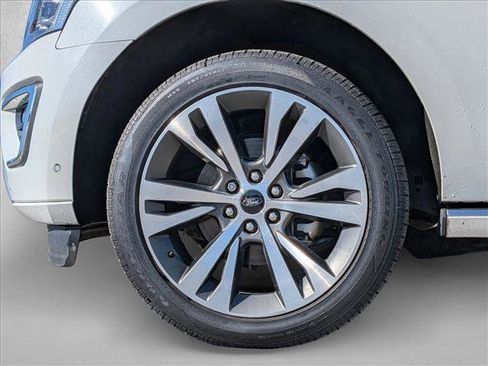 Used 2021 Ford Expedition Platinum image 24