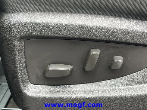 Used 2015 GMC Sierra 1500 SLT w/ All-Terrain Package image 22