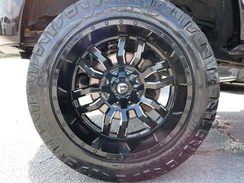 Used 2017 Ford F150 XLT w/ Equipment Group 302A Luxury AWD/4WD image 34