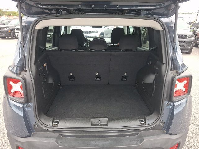 Used 2023 Jeep Renegade Trailhawk AWD/4WD image 28