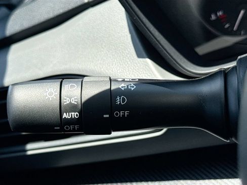 New 2026 Subaru Crosstrek 2.5i Premium AWD/4WD image 13