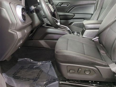 Certified 2023 Chevrolet Colorado LT w/ LT Convenience Package II image 19