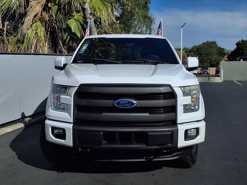 Used 2015 Ford F150 Lariat image 2