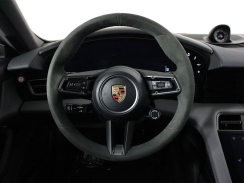 Used 2025 Porsche Taycan 4 Cross Turismo image 12