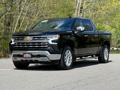 Used 2023 Chevrolet Silverado 1500 LTZ w/ LTZ Premium Package AWD/4WD image 6