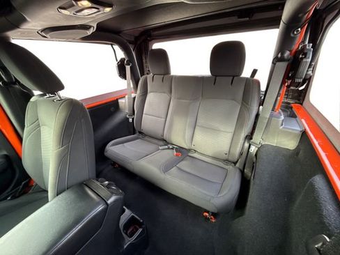 Used 2020 Jeep Wrangler Sport image 11