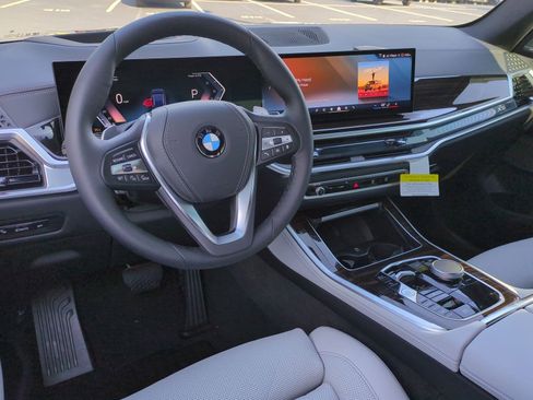 Used 2026 BMW X5 xDrive40i AWD/4WD image 28
