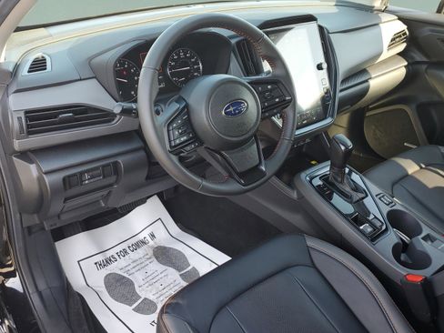 Used 2025 Subaru Crosstrek 2.5i Limited AWD/4WD image 15