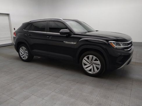 Used 2022 Volkswagen Atlas Cross Sport SE FWD image 11