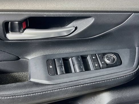 Certified 2025 Toyota Grand Highlander AWD image 16
