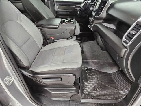 Used 2022 RAM 1500 Big Horn AWD/4WD image 14
