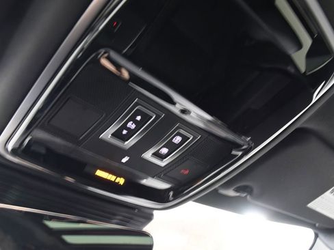 New 2026 Land Rover Range Rover Velar Dynamic SE AWD/4WD image 34