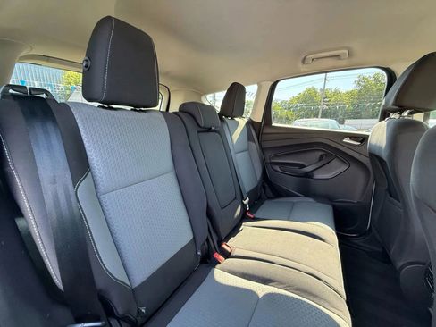 Used 2017 Ford Escape SE image 54