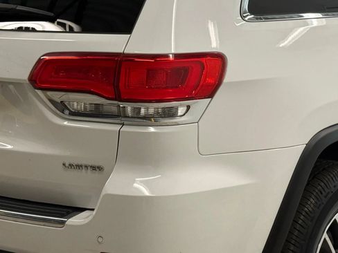 Used 2017 Jeep Grand Cherokee Limited w/ Trailer Tow Group IV image 11