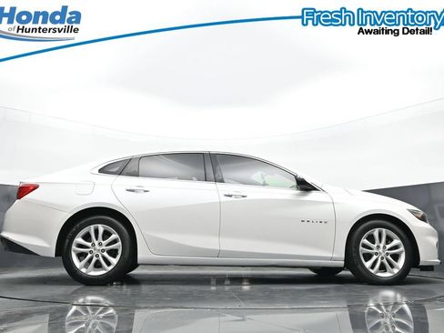 Used 2016 Chevrolet Malibu LT FWD image 32