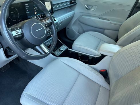 Used 2024 Hyundai Kona Limited FWD image 9