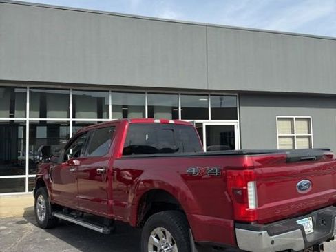 Used 2017 Ford F250 Lariat w/ Lariat Ultimate Package image 7