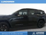 Used 2023 Jeep Grand Cherokee L Laredo image 4
