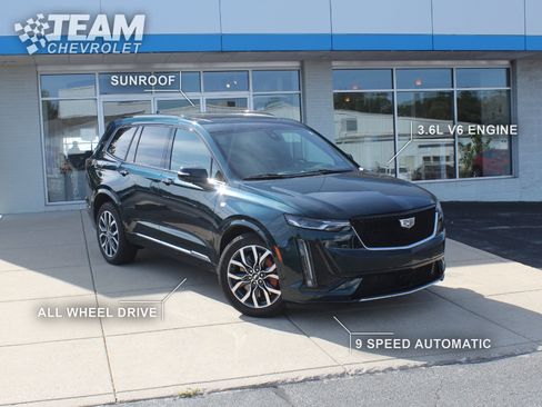 Used 2024 Cadillac XT6 Sport w/ Technology Package AWD/4WD image 2